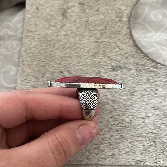 Red stone ring | Western Jewelry - Picture 2 of 2